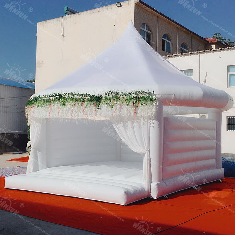 Inflatable Wedding Themed Bouncy Castle