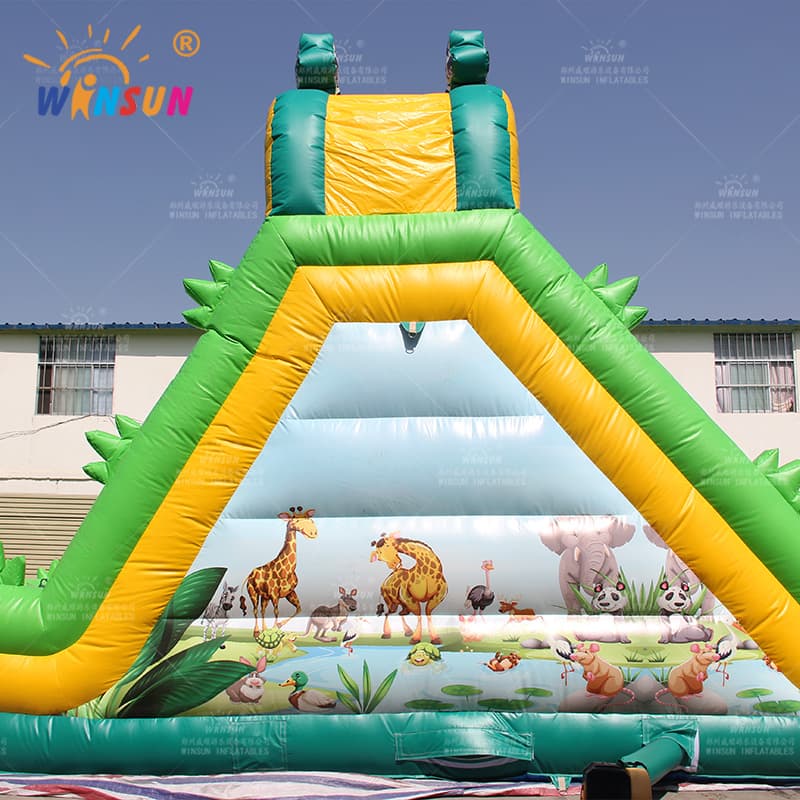Giant Jungle Theme Inflatable Obstacle Course
