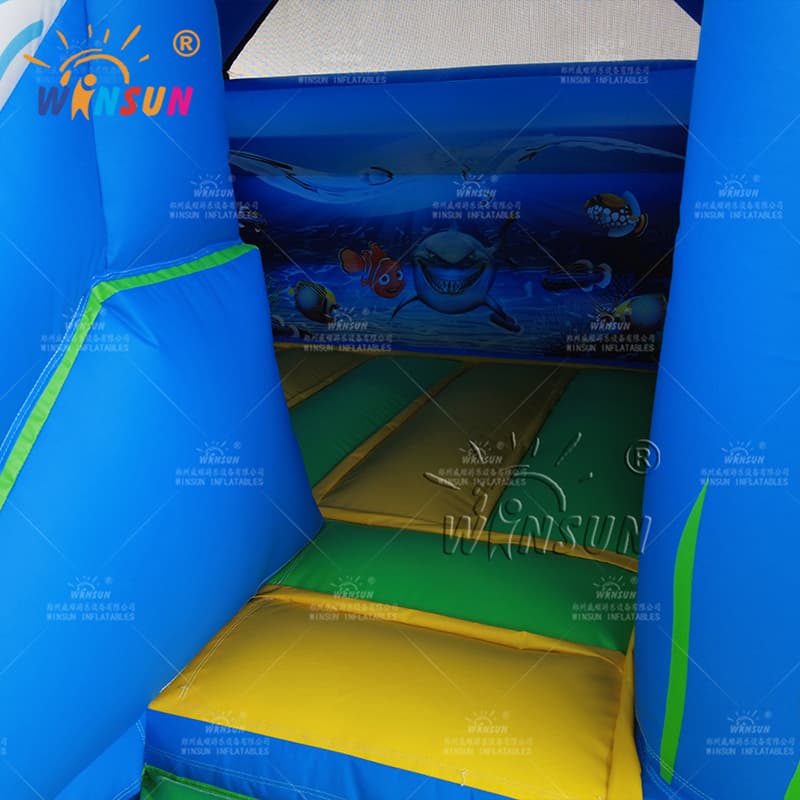 Inflatable Jumping Castle with Slide popular design