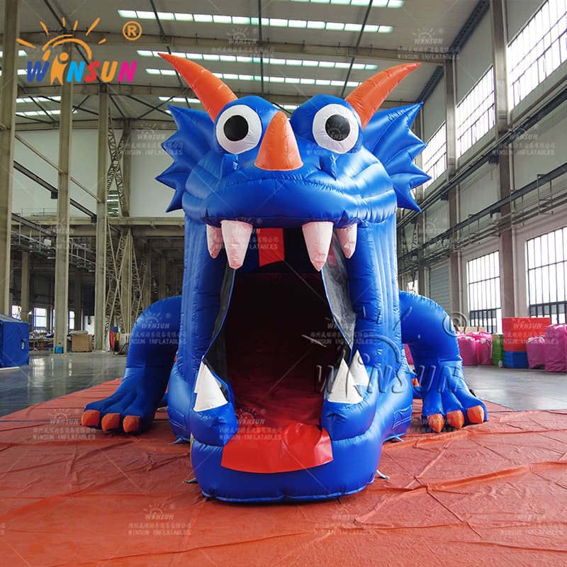 Lizard Tunnel Inflatable Obstacle Course