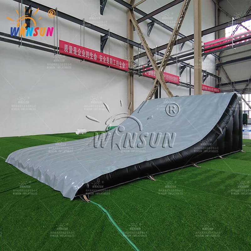 Inflatable FMX Landing Airbag for Safer Practice